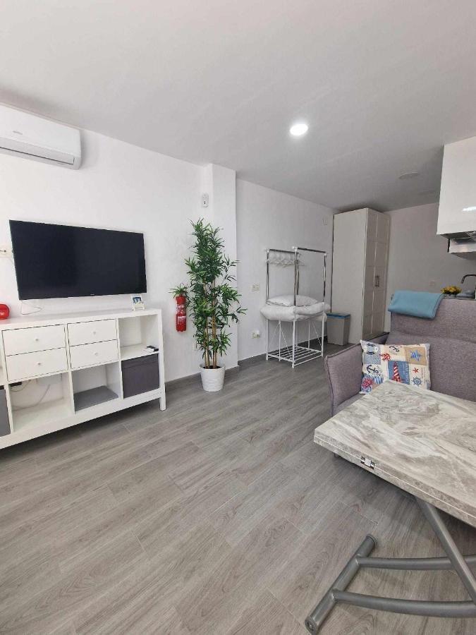 Loft B frente Playa Pedregalejo Leilighet Málaga Eksteriør bilde